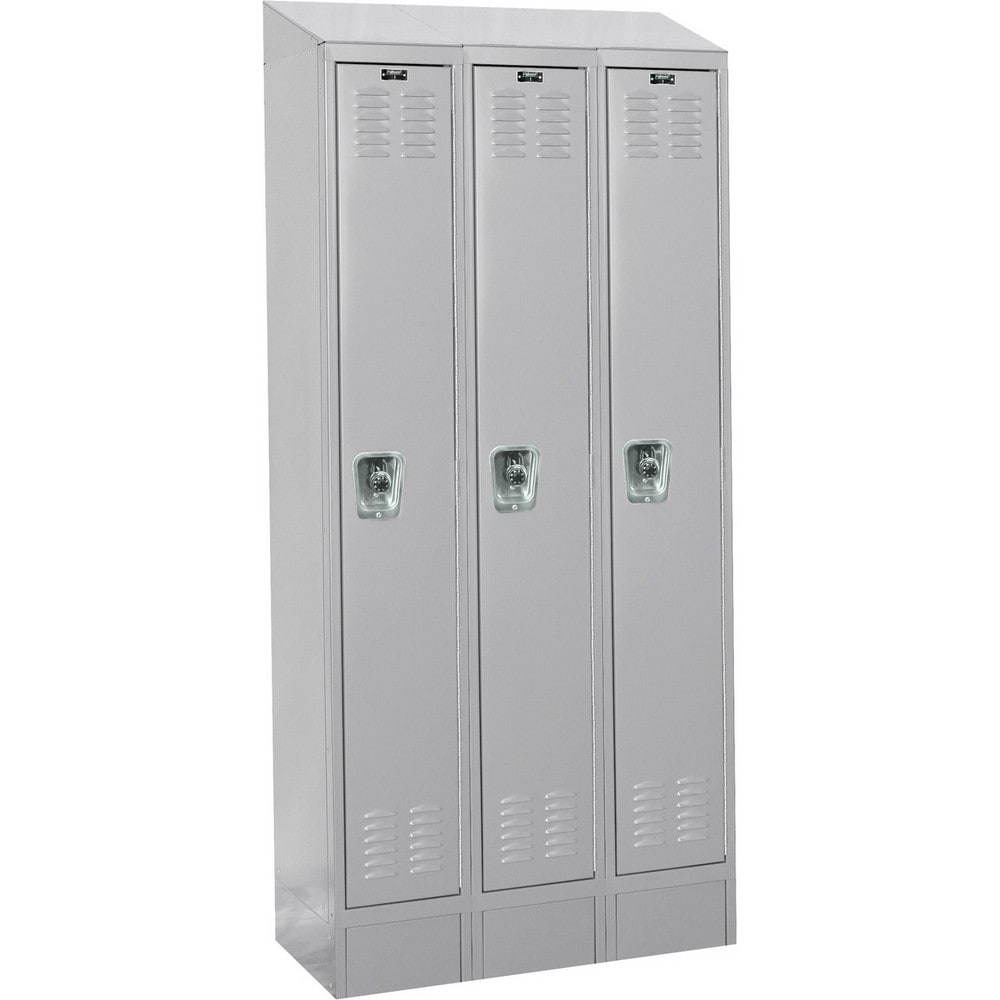 Horizontal Locker: Latch