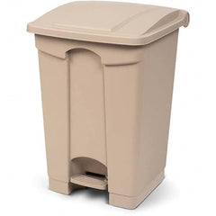 Toter - Biohazardous & Step-Open Trash Cans Label: Unlabeled Trash Can Capacity (Gal.): 12 - USA Tool & Supply