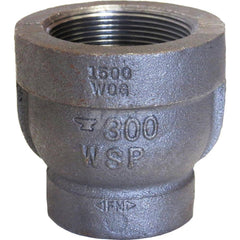 Black Reducing Coupling: 1-1/2 x 1/2″, 300 psi, Threaded Malleable Iron, Black Finish, Class 300