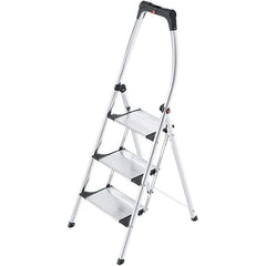 Hailo - 3 Steps, 4' 8" High, EN14183 Rating, Aluminum Step Ladder - 330 Lb Capacity, 21-17/64" Base Width - USA Tool & Supply