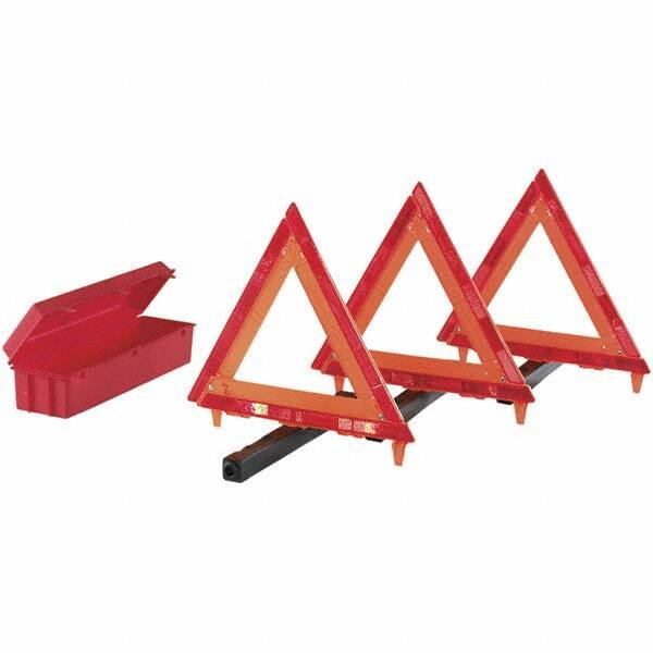 PRO-SAFE - Highway Safety Kits Type: Emergency Roadside Kit Number of Pieces: 4 - USA Tool & Supply