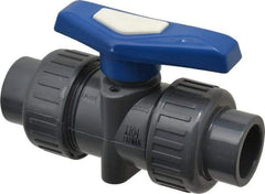 Simtech - 3/4" Pipe, Full Port, PVC True Union Design Ball Valve - Inline - Two Way Flow, FNPT x FNPT (with Socket Adapter) Ends, Tee Handle, 232 WOG - USA Tool & Supply
