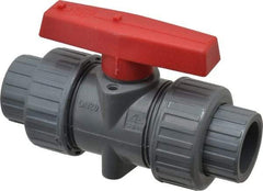 Simtech - 3/4" Pipe, Full Port, CPVC True Union Design Ball Valve - Inline - Two Way Flow, FNPT x FNPT (with Socket Adapter) Ends, Tee Handle, 232 WOG - USA Tool & Supply