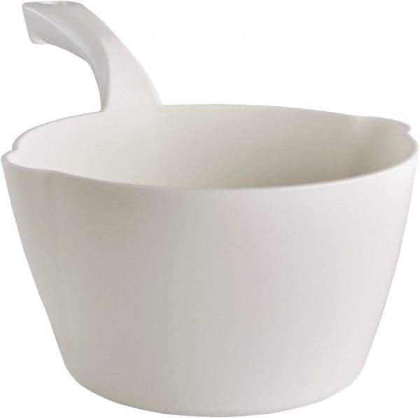 Remco - 64 oz White Polypropylene Round Bottom Scoop - 8.3" Wide x 4-1/2" Deep Bowl, 5-1/2" Handle Length, 13" OAL - USA Tool & Supply