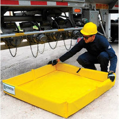 UltraTech - 75 Gal 18 oz PVC Containment Berm, Mini-Foam Wall - 1/2' High x 6' Wide x 4" Long - USA Tool & Supply