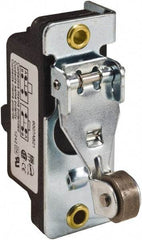 Square D - SPDT, NC/NO, 600 VAC, Screw Terminal, Roller Plunger Actuator, General Purpose Limit Switch - 1 NEMA Rating, IP20 IPR Rating, Bracket Mount, 1/2 Lb. Operating Force - USA Tool & Supply