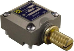 Square D - SPDT, NC/NO, 600 Volt Screw Terminal, Rotary Head Actuator, General Purpose Limit Switch - 1, 2, 4, 6, 12, 13, 6P NEMA Rating, IP67 IPR Rating - USA Tool & Supply