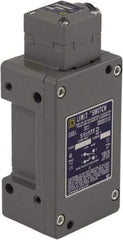 Square D - SPDT, NC/NO, 600 Volt Screw Terminal, Plunger Actuator, General Purpose Limit Switch - 1, 2, 4, 6, 12, 13, 6P NEMA Rating, IP67 IPR Rating - USA Tool & Supply