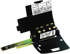 Square D - Contactor Electrical Interlock - For Use with Class 8539/8739 Type SB/SC/SD/SE/SF/SG Contactor and Class 9422 Type RN/RP/RR/RT Contactor - USA Tool & Supply