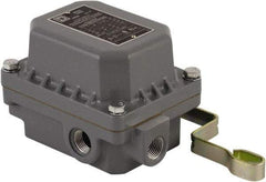 Square D - 4 NEMA Rated, DPST, Float Switch Pressure and Level Switch - 575 VAC, Line-Load-Load-Line Terminal - USA Tool & Supply