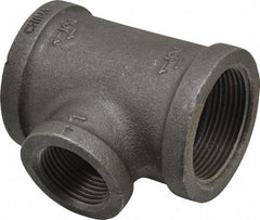 B&K Mueller - Size 1-1/2 x 1", Class 150, Malleable Iron Black Pipe Reducing Tee - 150 psi, Threaded End Connection - USA Tool & Supply