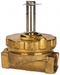 Parker - 3/4" Port, Two Way, Piloted Diaphragm, Brass Solenoid Valve - Normally Closed, 300 Max PSI, NBR Seal - USA Tool & Supply