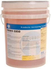 Master Fluid Solutions - Trim E850, 5 Gal Pail Cutting & Grinding Fluid - Water Soluble, For Cutting, Grinding - USA Tool & Supply