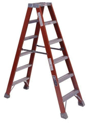 Louisville - 5 Steps, 3' High, Type IA Rating, Fiberglass Step Ladder - 300 Lb Capacity - USA Tool & Supply