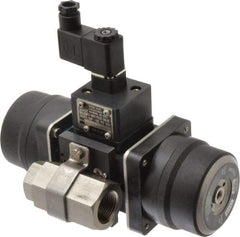 Gemini Valve - 3/4" Pipe, 720 psi WOG Rating Stainless Steel Pneumatic Spring Return with Solenoid Actuated Ball Valve - Reinforced PTFE Seal, Standard Port, Threaded (NPT) End Connection - USA Tool & Supply