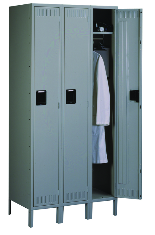 72"W x 18"D x 72"H Sixteen Person Locker (Each opn. To be 12"w x 18"d) with Coat Rod, w/6"Legs, Knocked Down - USA Tool & Supply